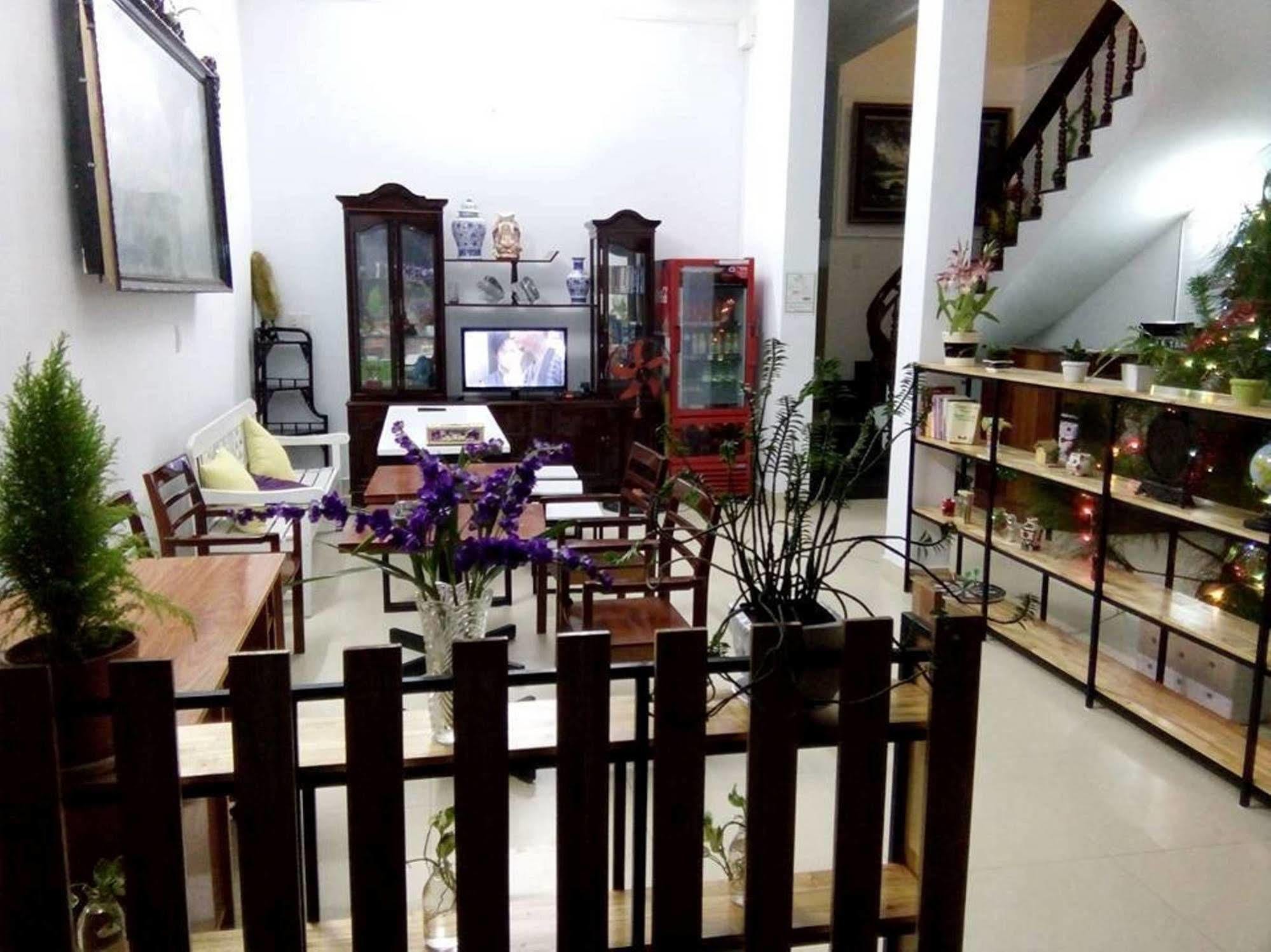 Rubis Hostel Hue Exterior foto